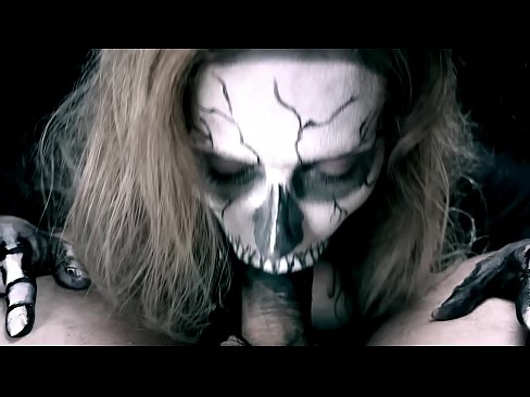 ❤️ Demon nga babaye nga nagsuso sa manok uban sa iyang itom nga baba ug gilamoy cum. ️ super porn sa ceb.newsexxxx.ru ❌️